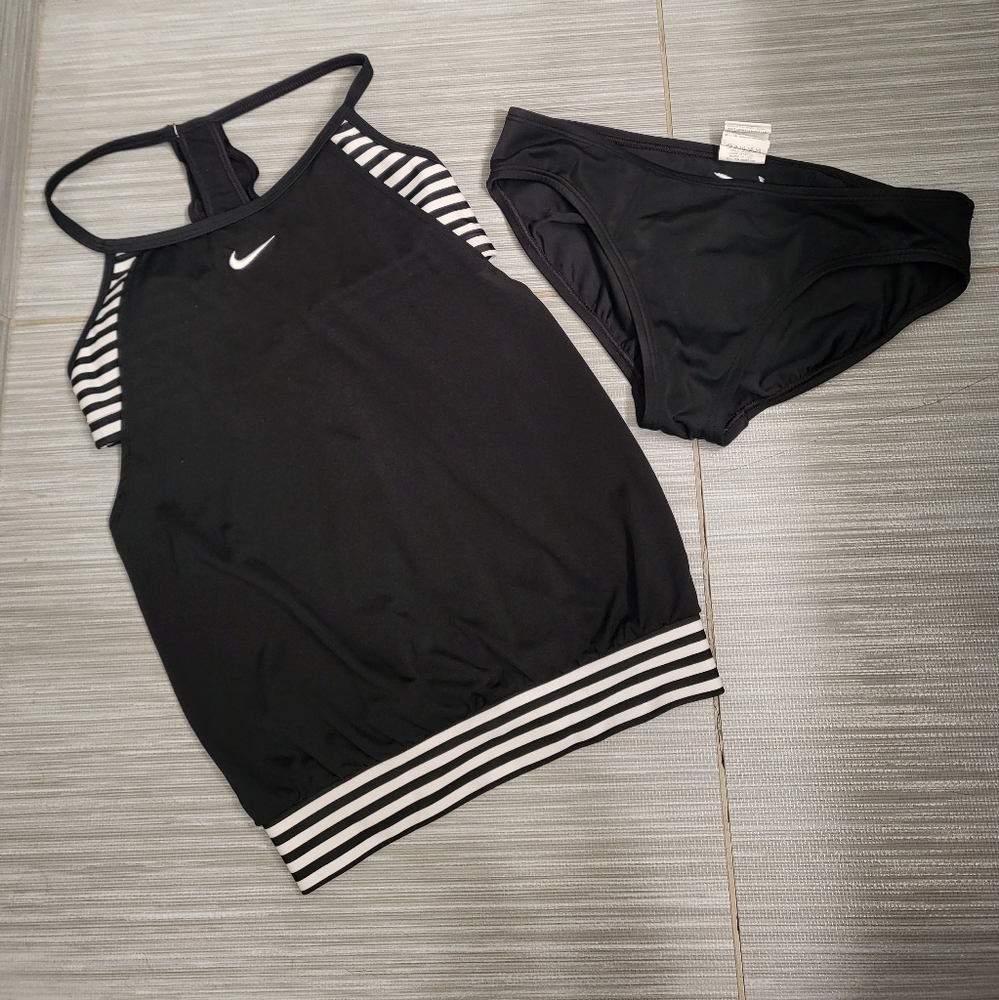 Woman's NIKE black 2 piece bathing suit (S)